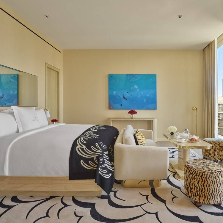ROSE ONE BEDROOM SUITE