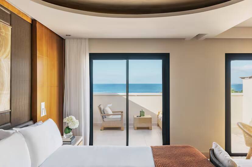 RedLevel Junior Suite Ocean Front