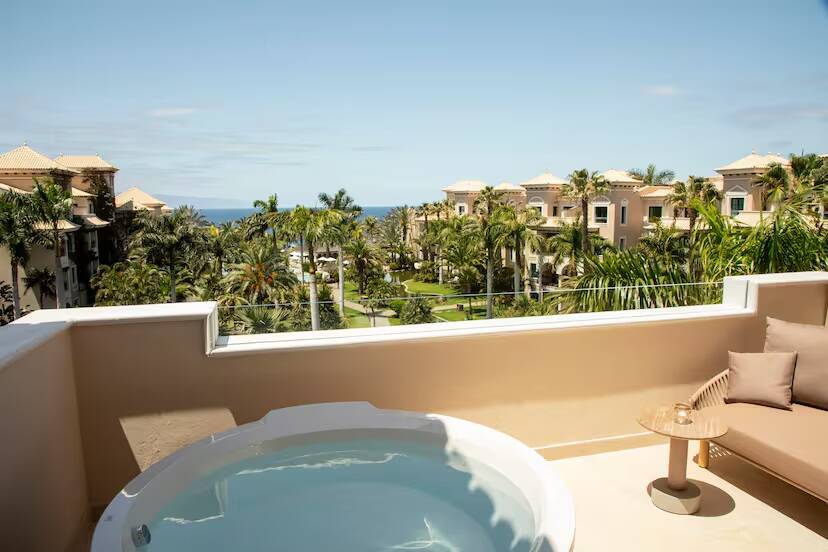 RedLevel Grand Suite