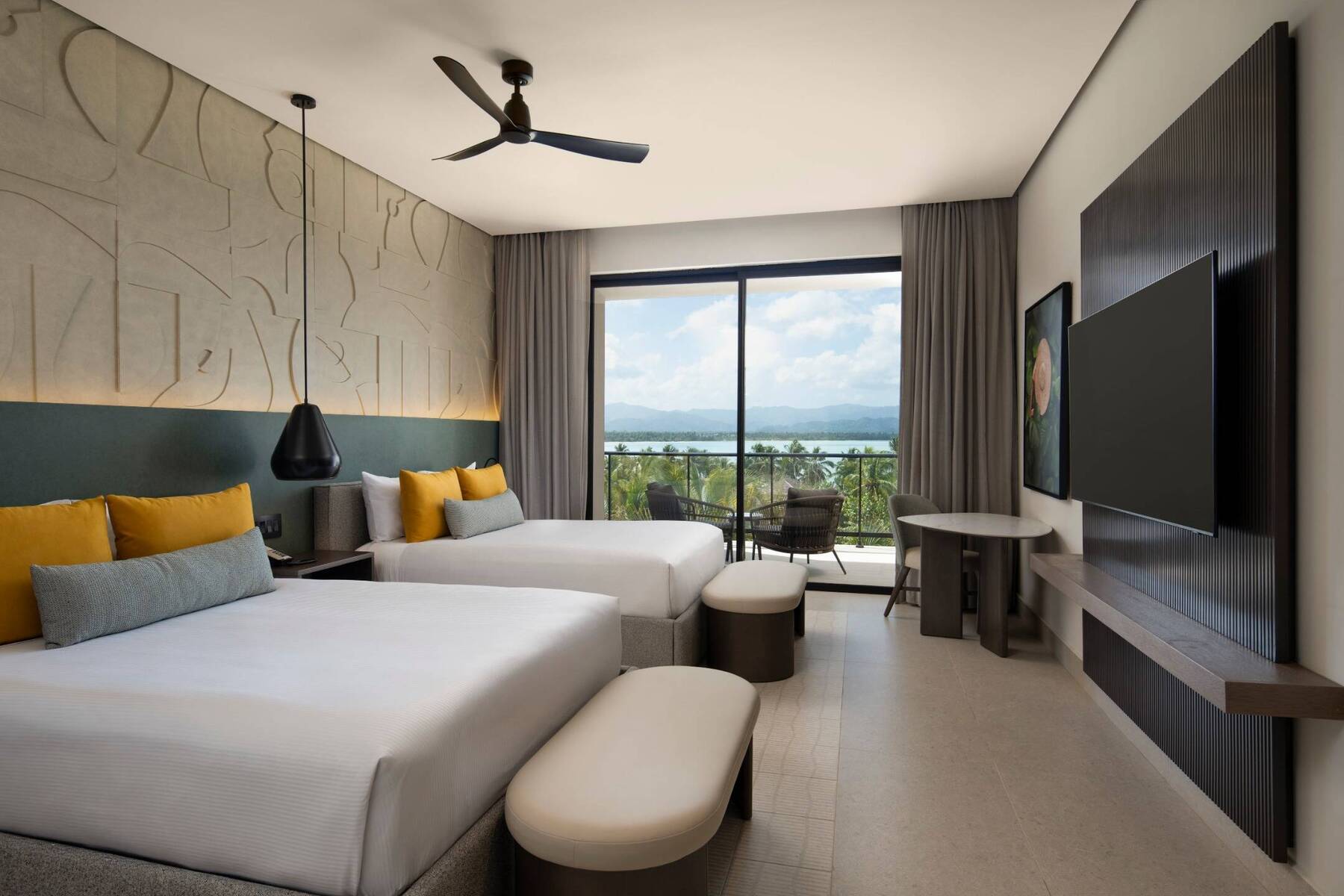 CLUB AZURE OCEAN VIEW ROOM TWO QUEEN