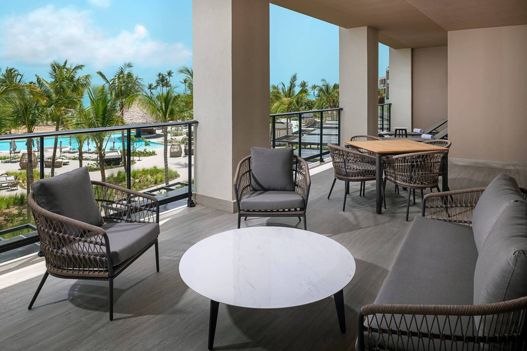 CLUB AZURE ONE BEDROOM MASTER SUITE OCEAN VIEW