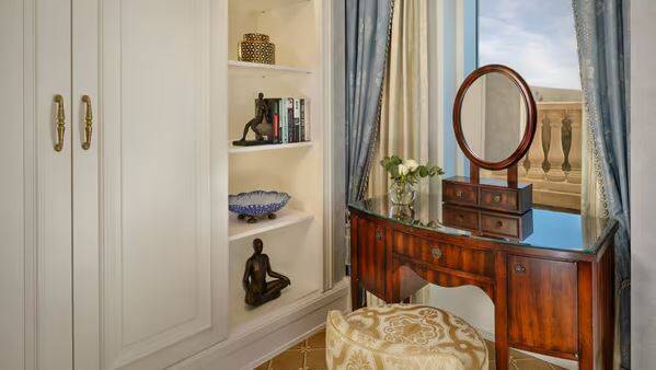 LITTLE EXPLORERS TWO BEDROOM SUITE
