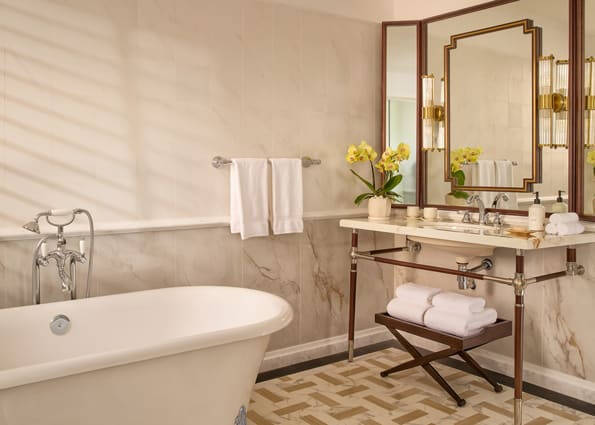 Thu Bon River Suite King