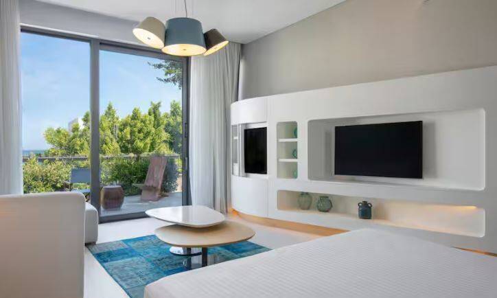 KING JUNIOR SUITE WITH PRIVATE POOL