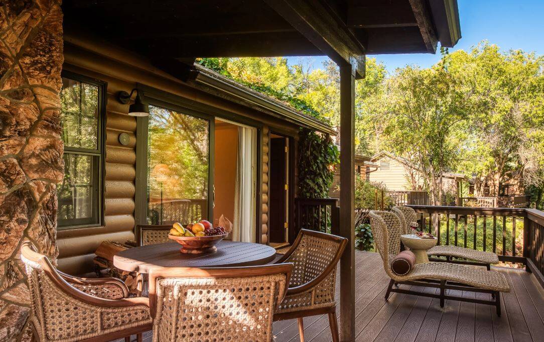 CREEKSIDE SUITE COTTAGE