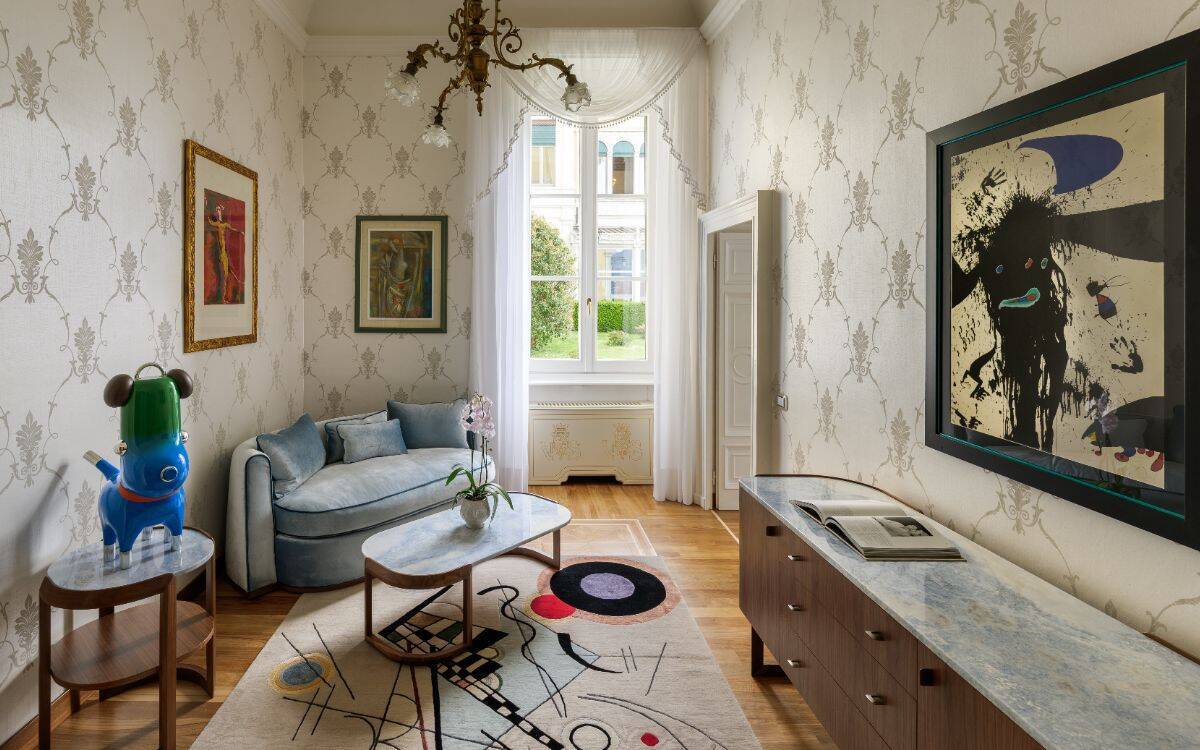 SUITE ARTE WITH LAKE VIEW