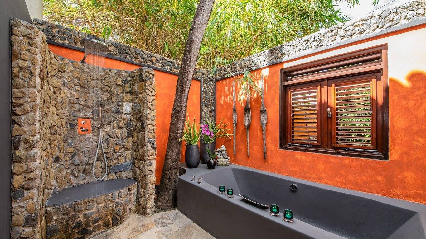 PRIVATE POOL VILLA