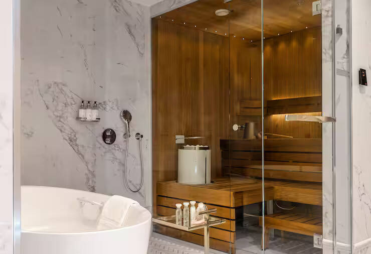 King Premier Room With Spa Facilities 