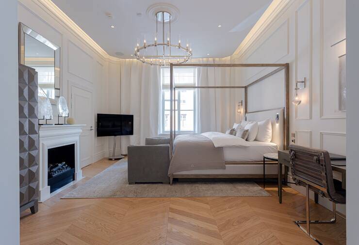 Signature Suite