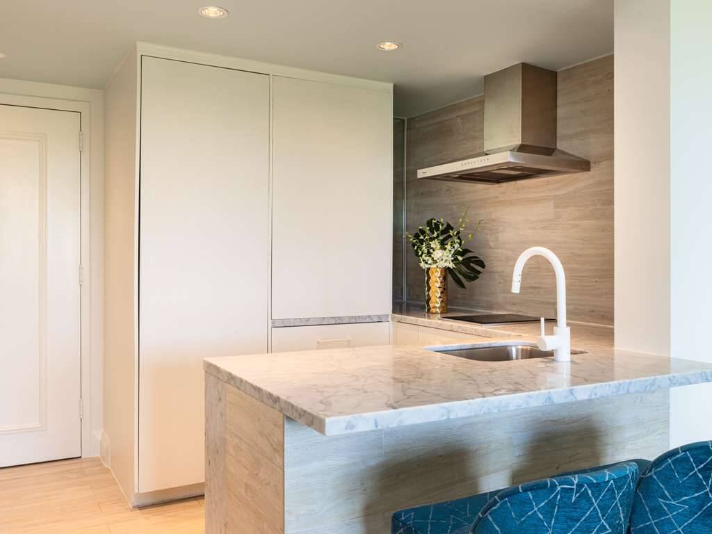 SUPERIOR TWO BEDROOM SUITE