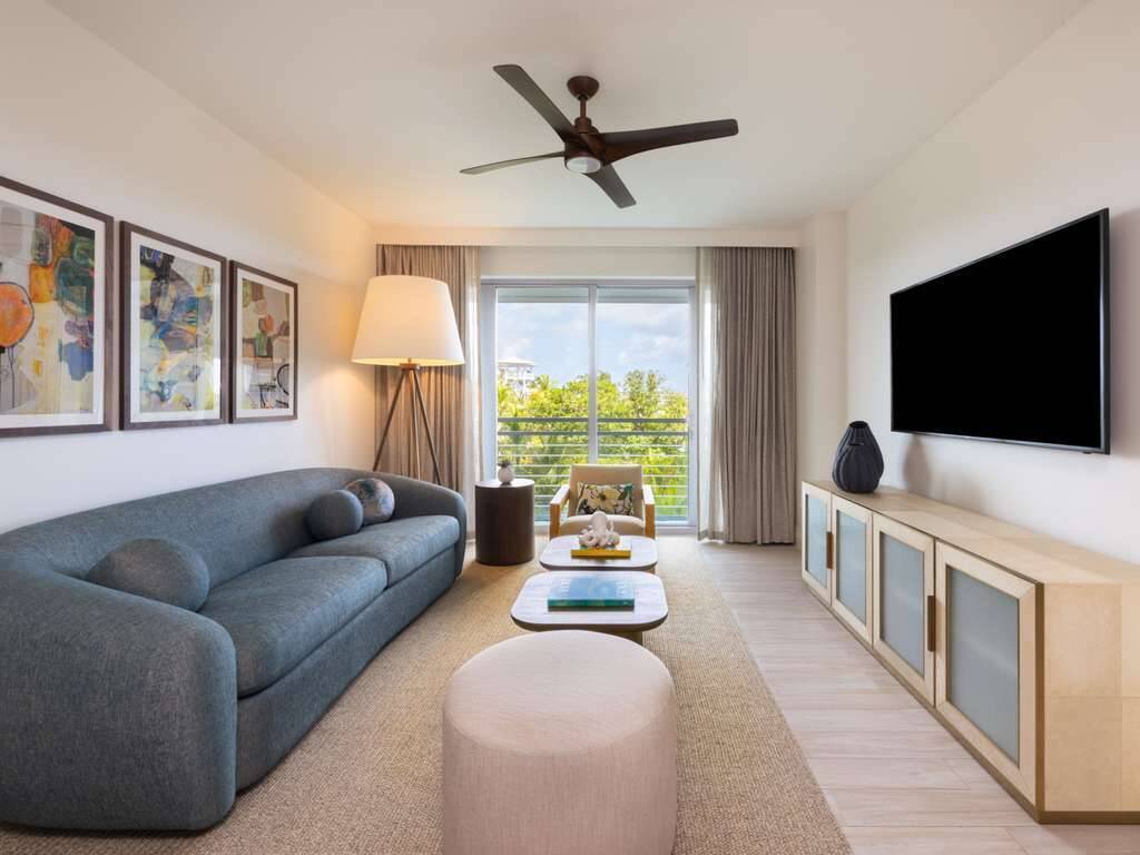 SUPERIOR TWO BEDROOM SUITE