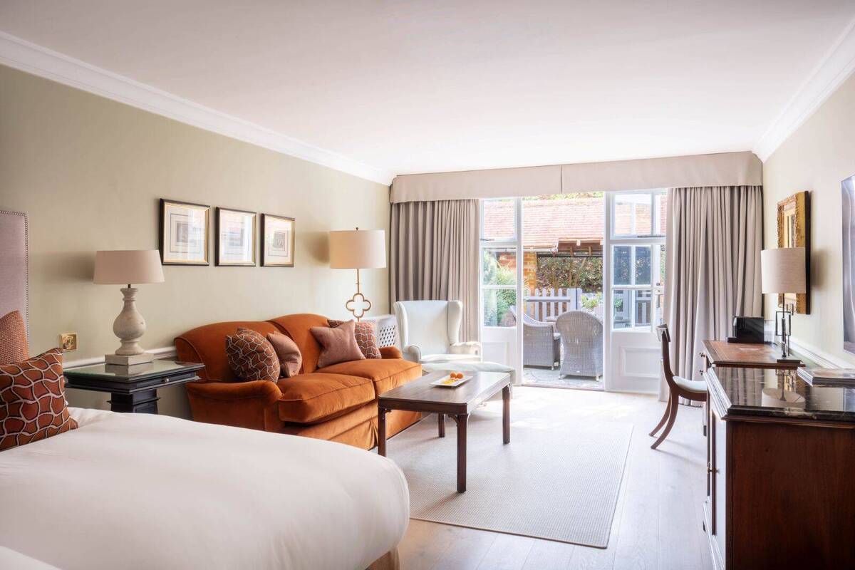 ESTATE ROOM