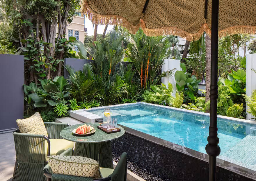 Garden Pool King Suite