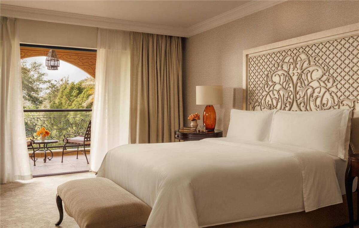 Arabian Court Deluxe King Room