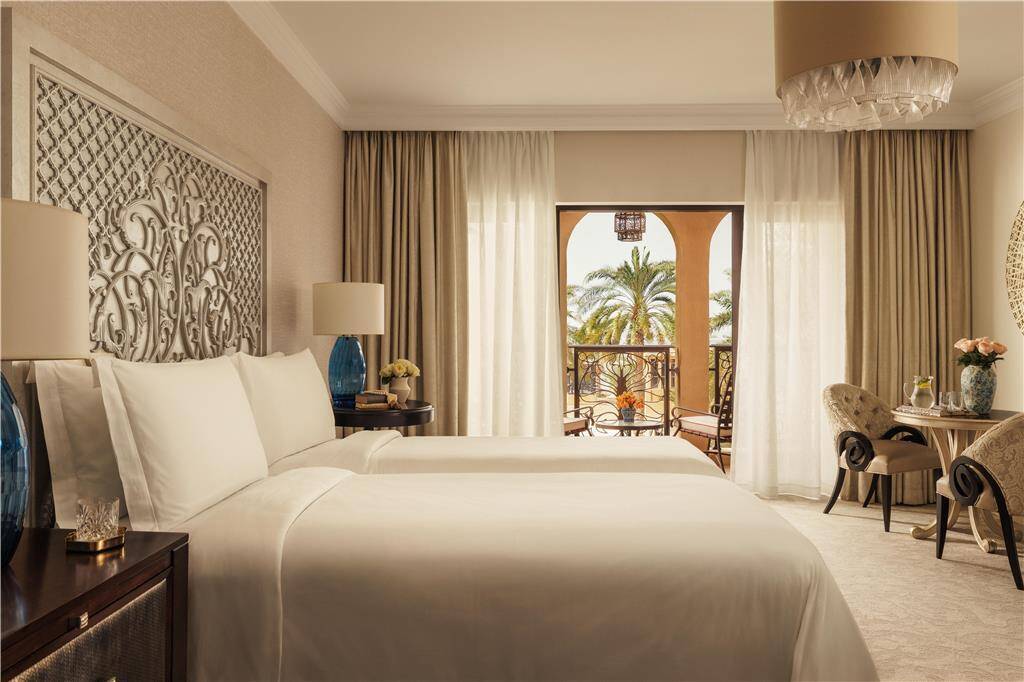 Arabian Court Deluxe Twin Room