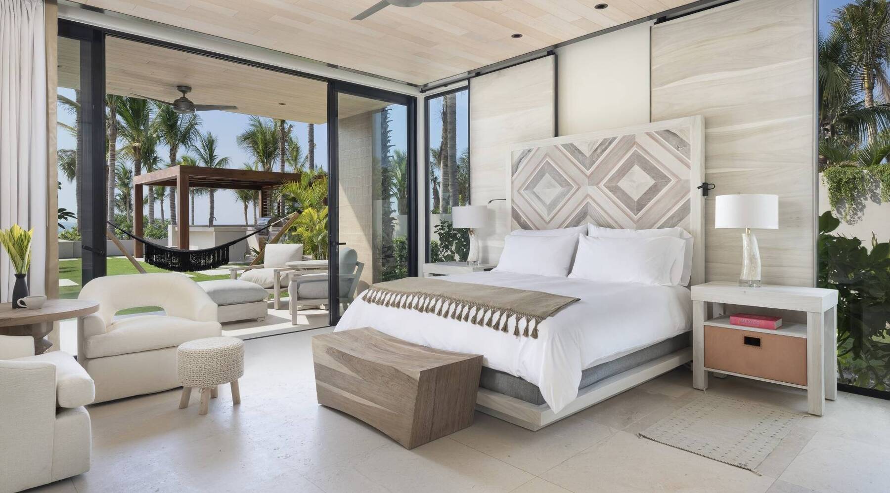 Nido: Five Bedroom Oceanview Casa with Pool