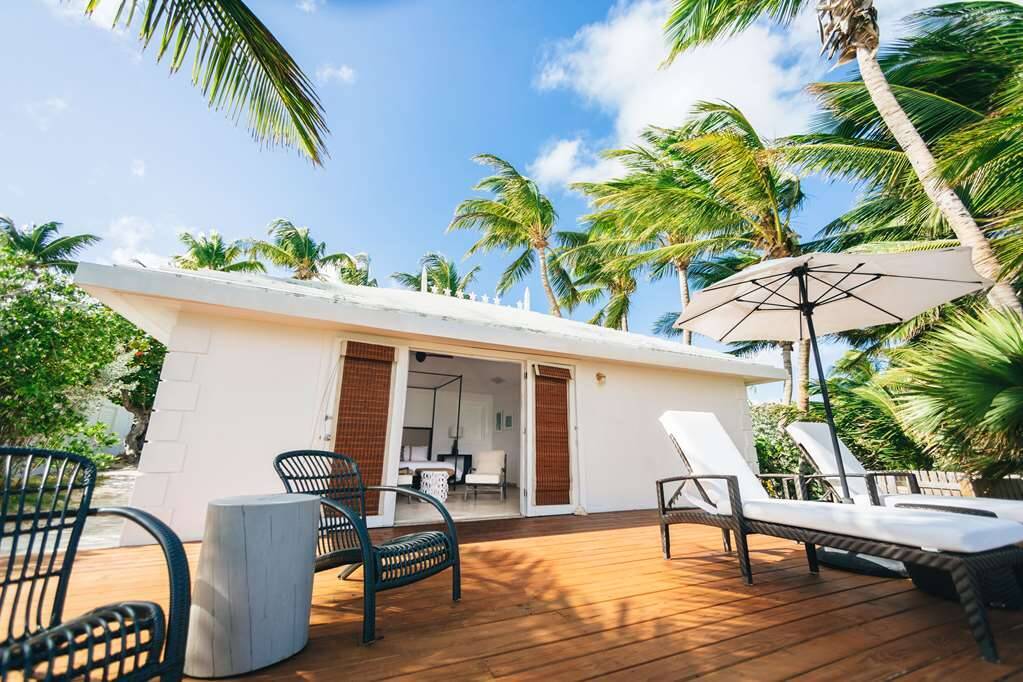 ONE BEDROOM OCEAN FRONT COTTAGE 