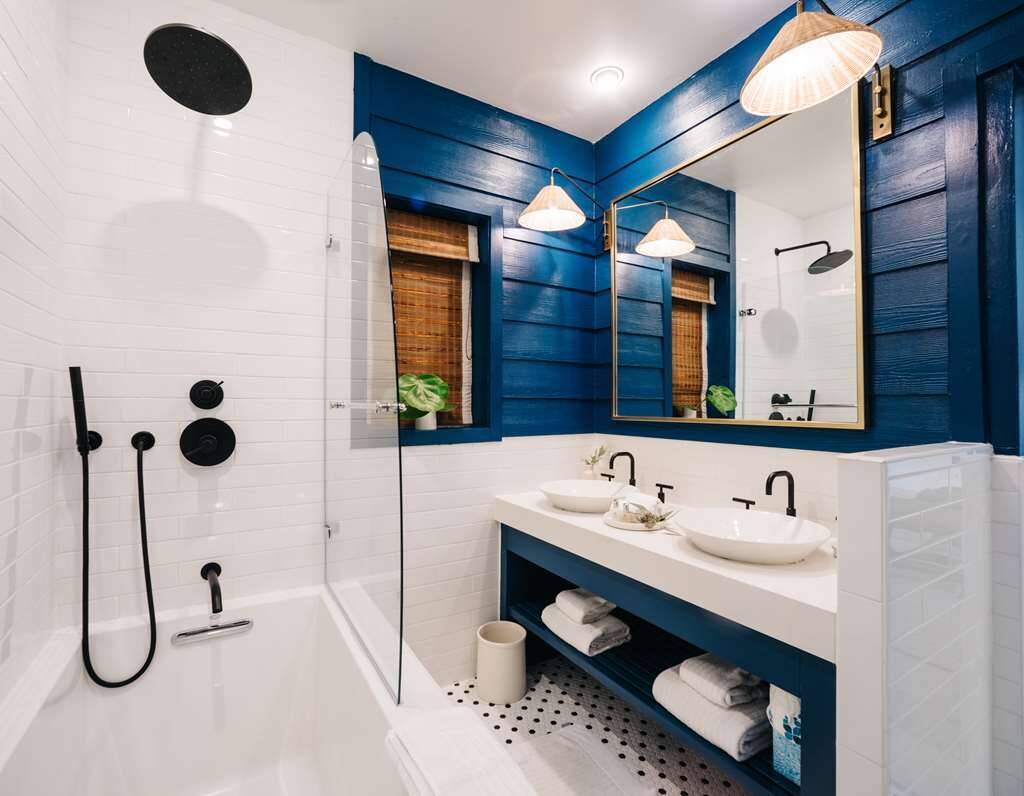 TWO BEDROOM OCEAN VIEW COTTAGE 