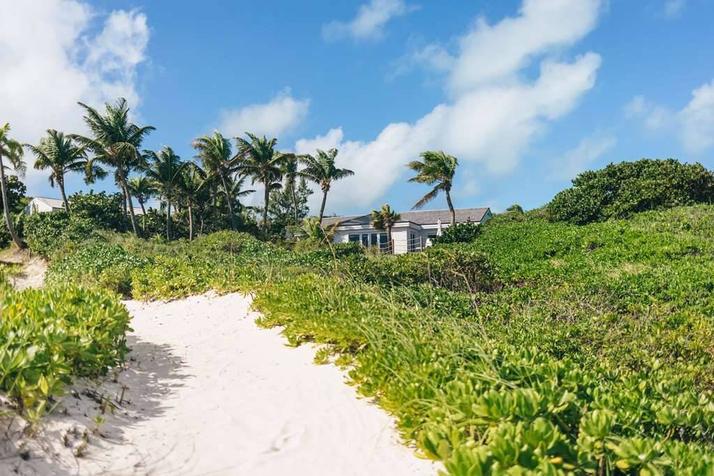 TWO BEDROOM OCEAN FRONT COTTAGE 