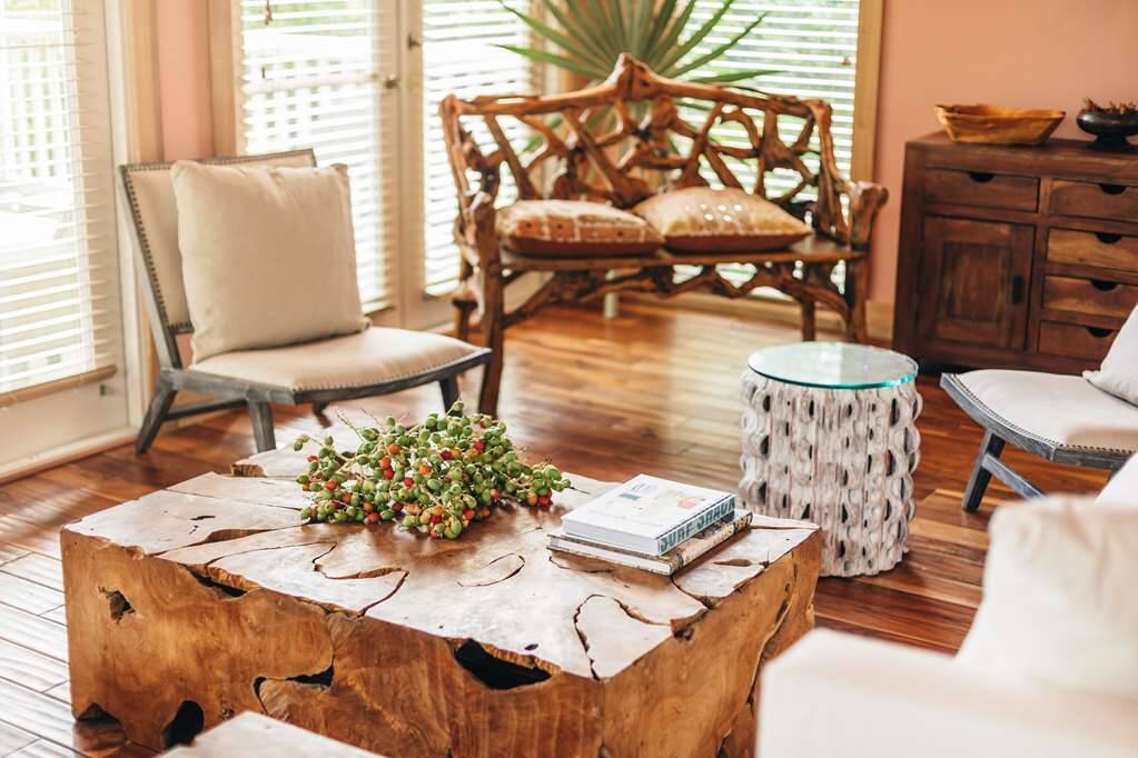 BANYAN TREE HOUSE + COTTAGE 
