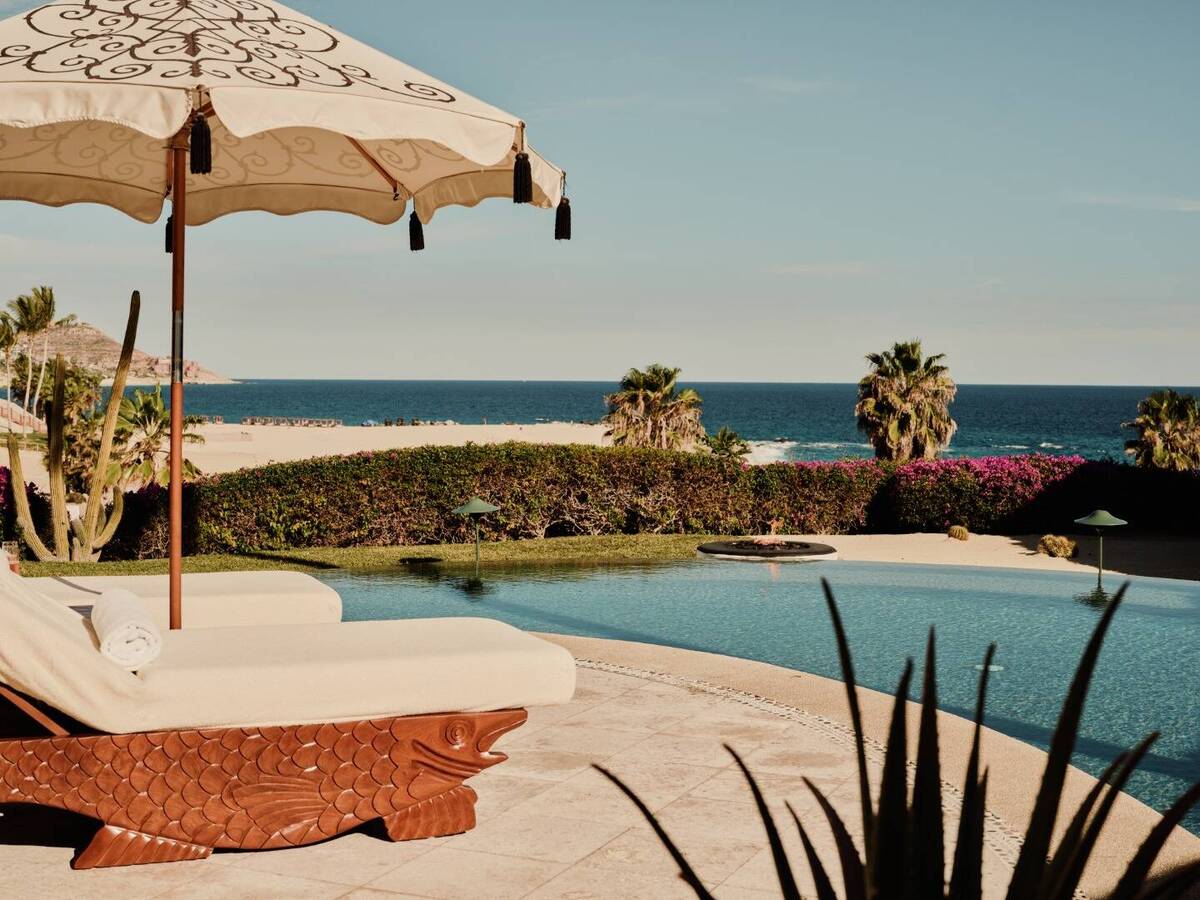 One Bedroom Oceanview Signature Villa Wellness Room 