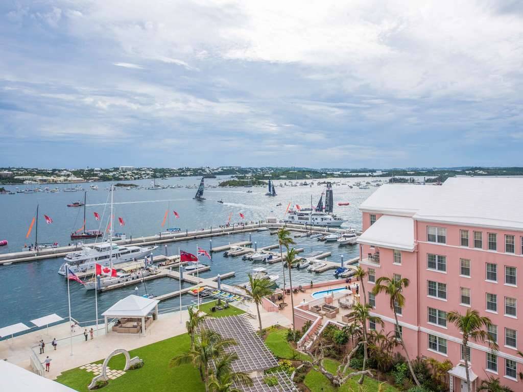 Signature Harbour View Room - King Bed