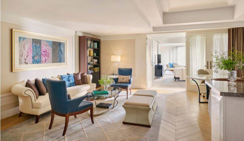 CLUB PREMIER SUITE CONNECTING