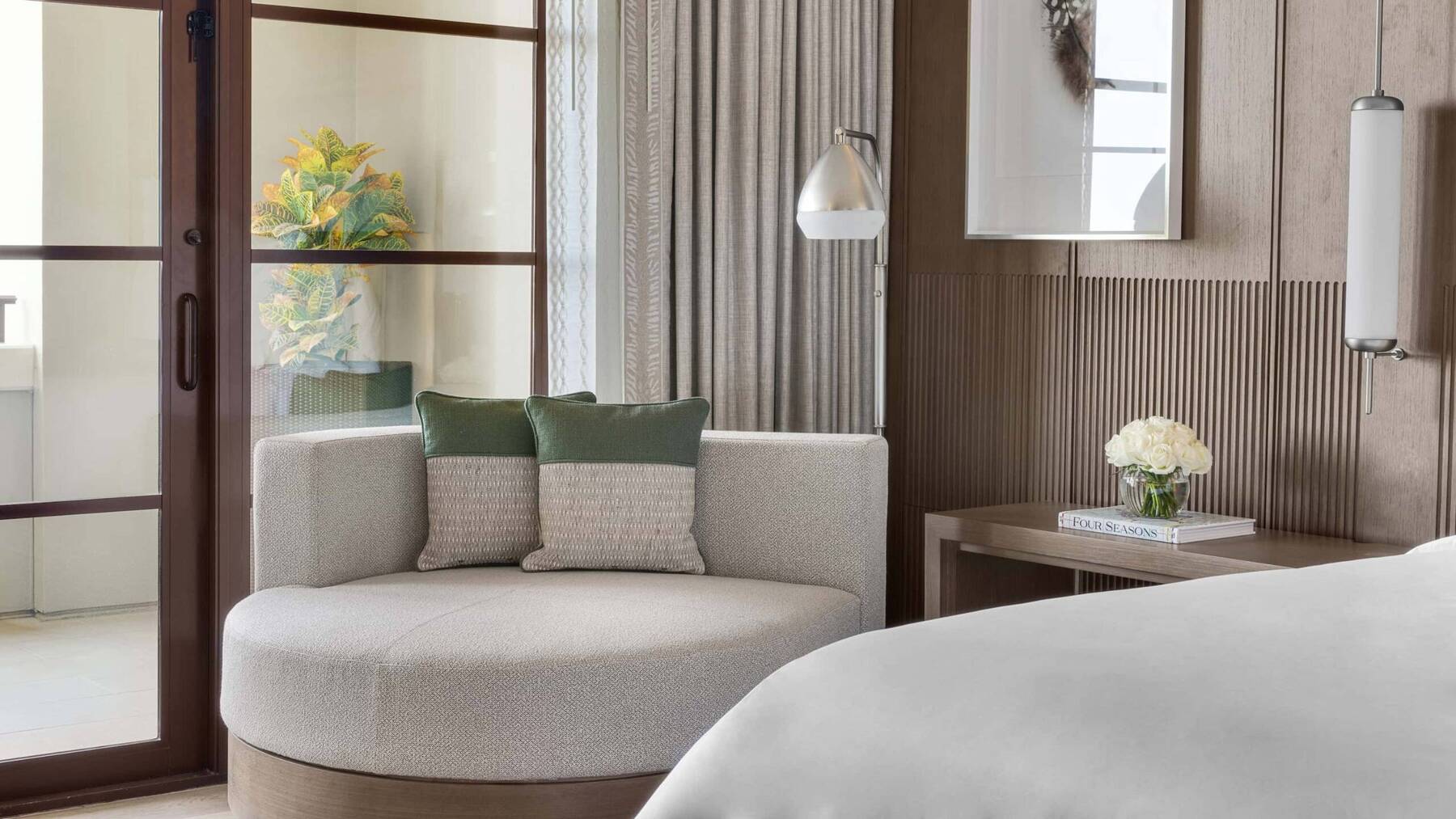 Park View Deluxe Suite