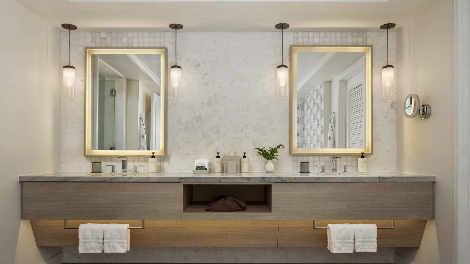 Prime Oceanfront King Suite