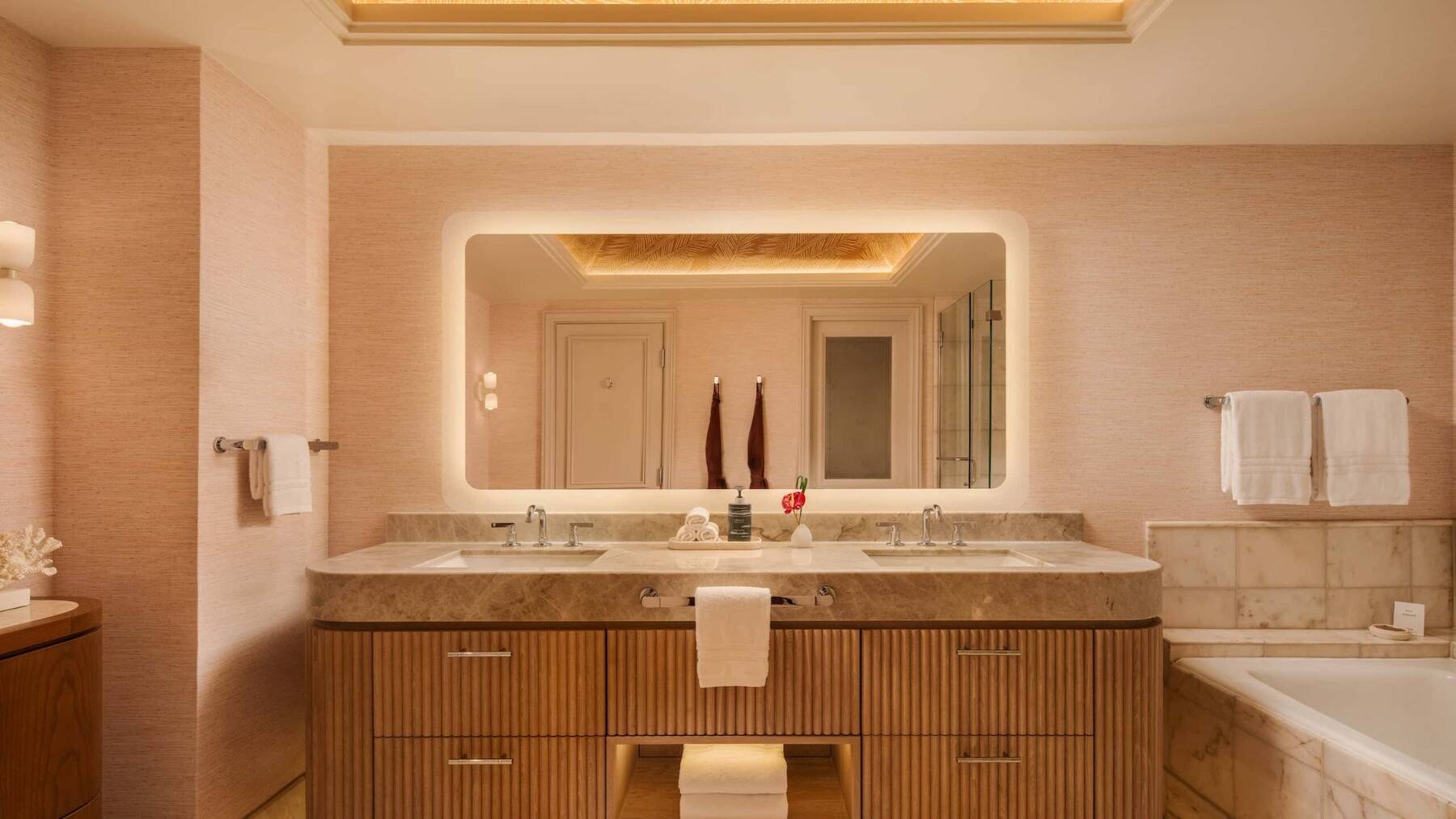 Deluxe Ocean View Room - Two Queen Beds