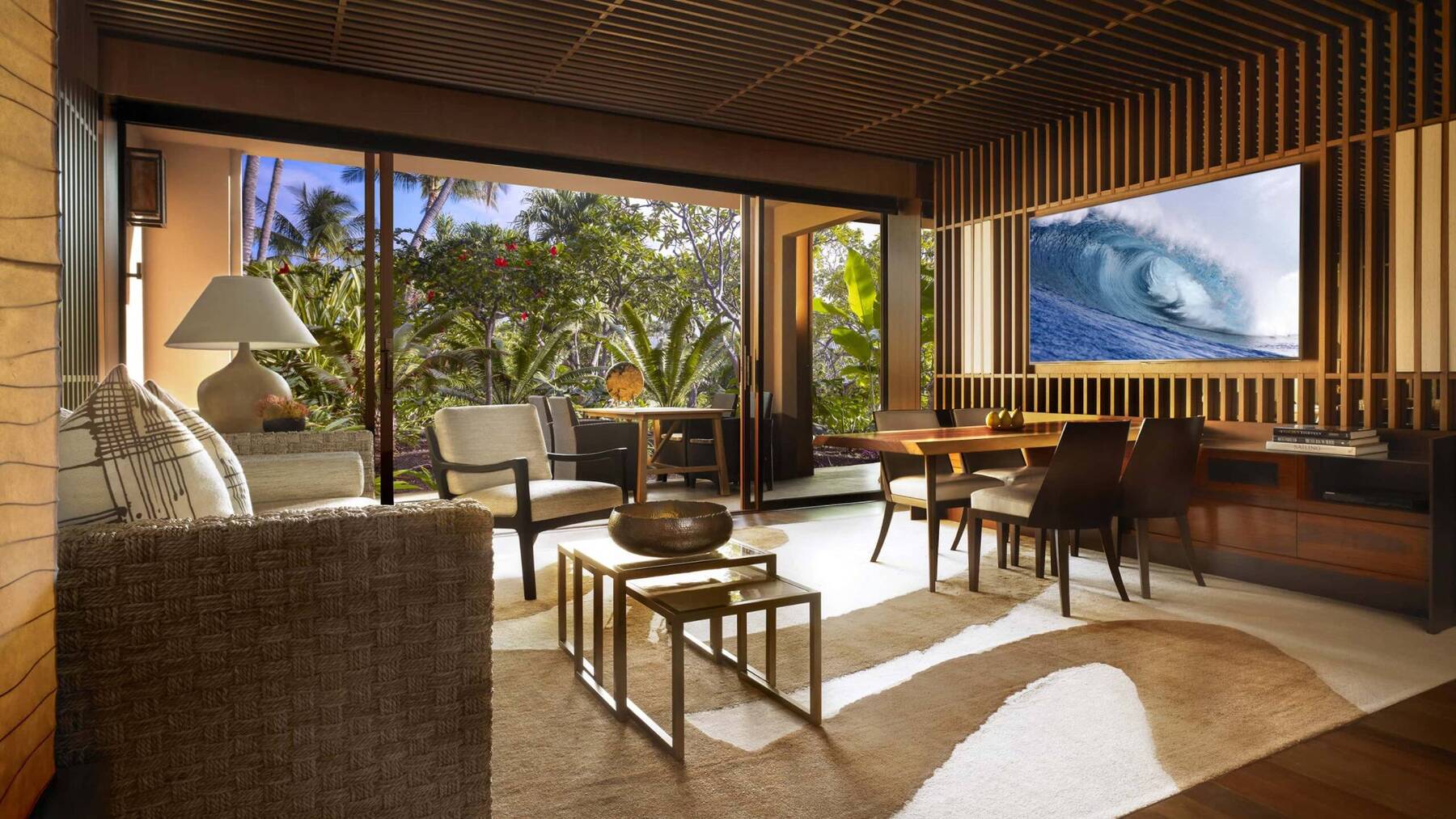 Four Seasons Garden View Suite