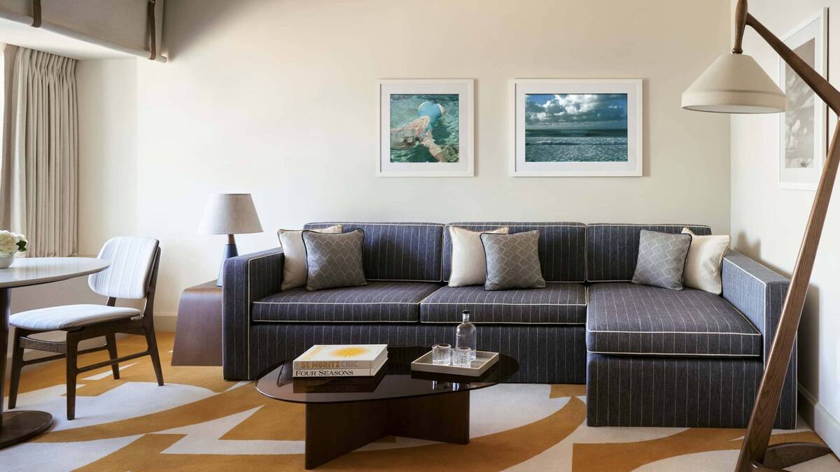 Cityscape Suite King Bed City View
