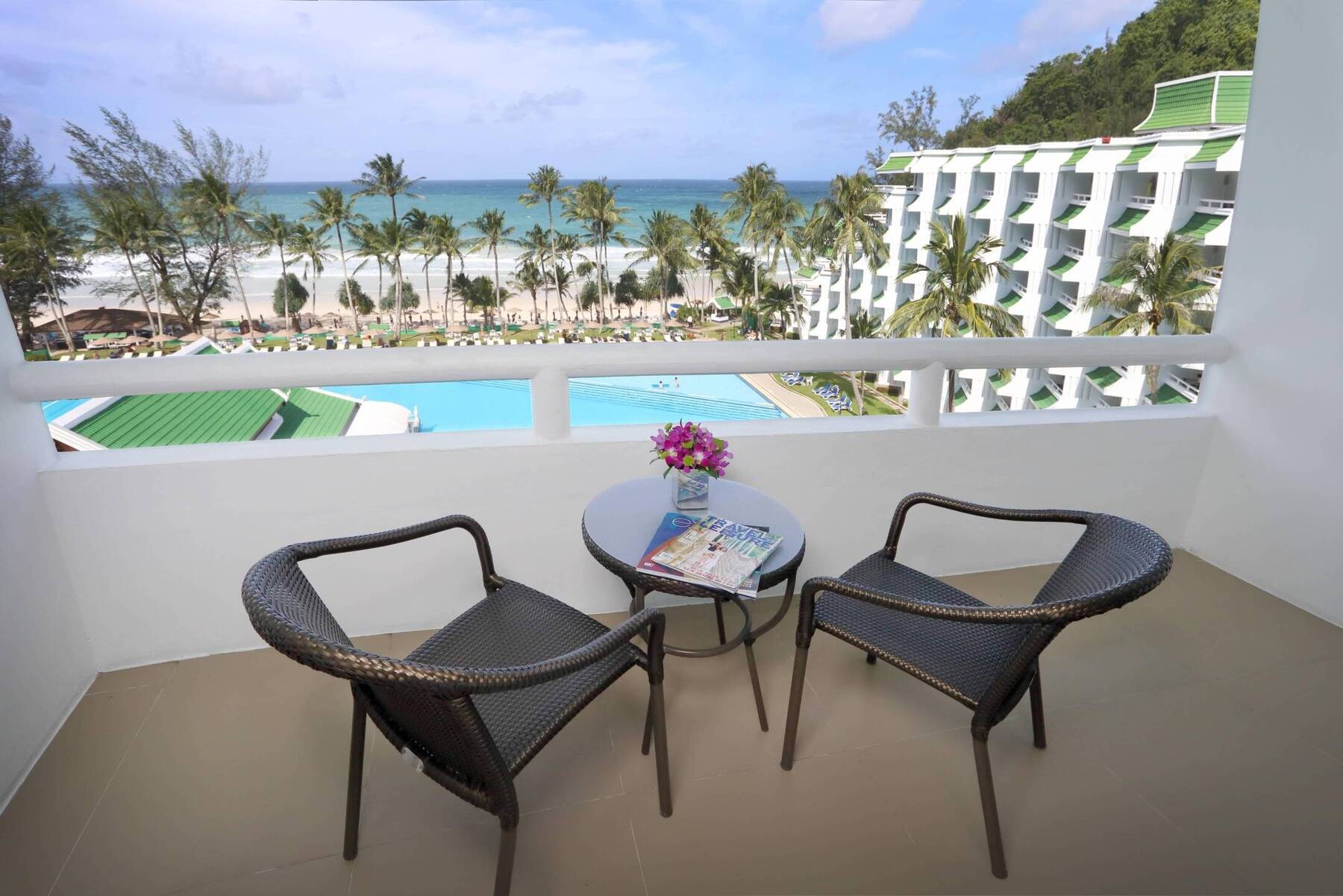 GUEST ROOM KING, OCEAN VIEW