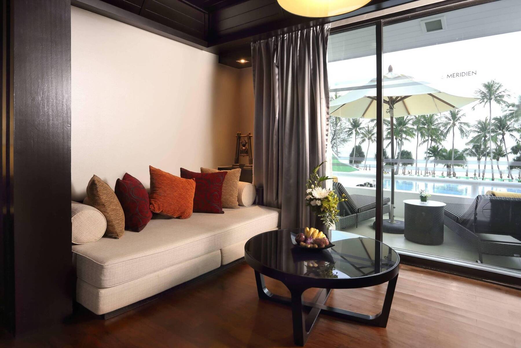 JUNIOR SUITE KING, OCEAN VIEW