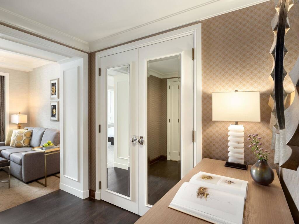 FAIRMONT GOLD JUNIOR SUITE LAKEVIEW KING