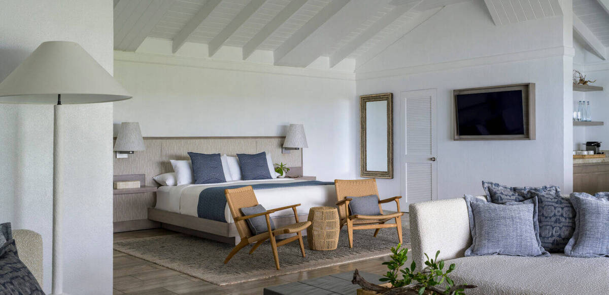 BEACHFRONT ONE BEDROOM VILLA