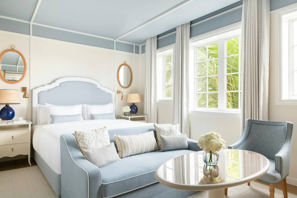 Signature Room 
