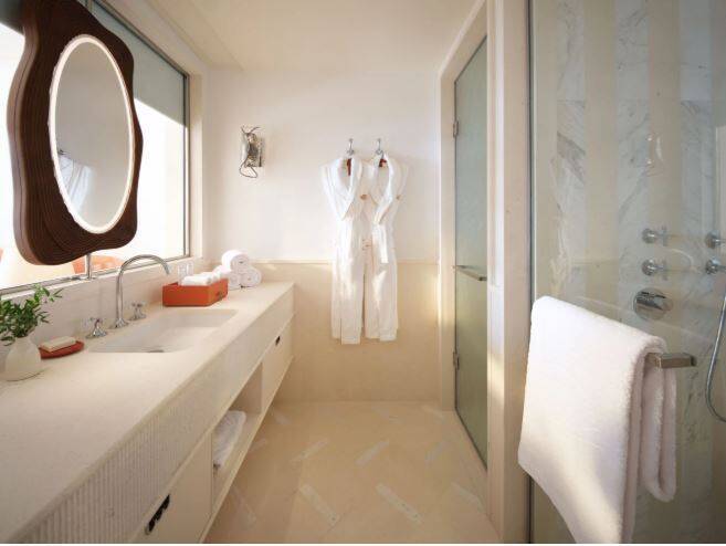 SEA VIEW ROOM