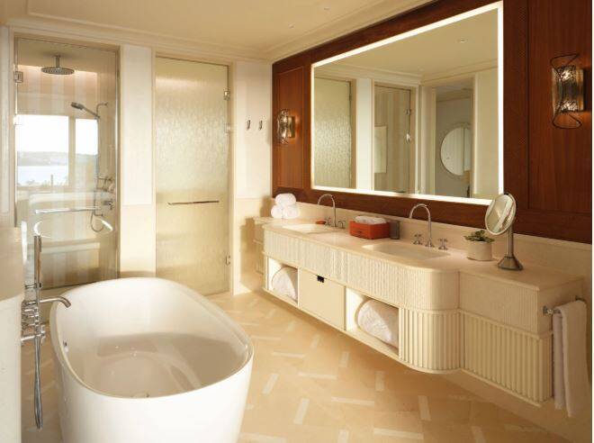 DELUXE SEA VIEW TWIN ROOM