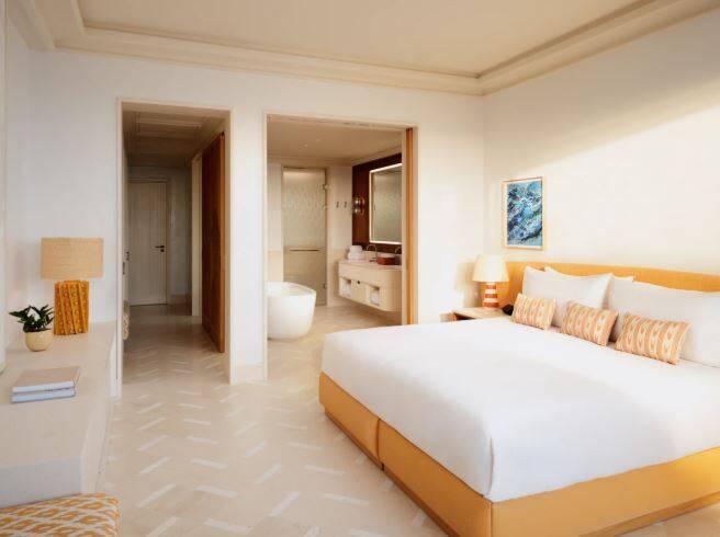 DELUXE SEA VIEW TWIN ROOM