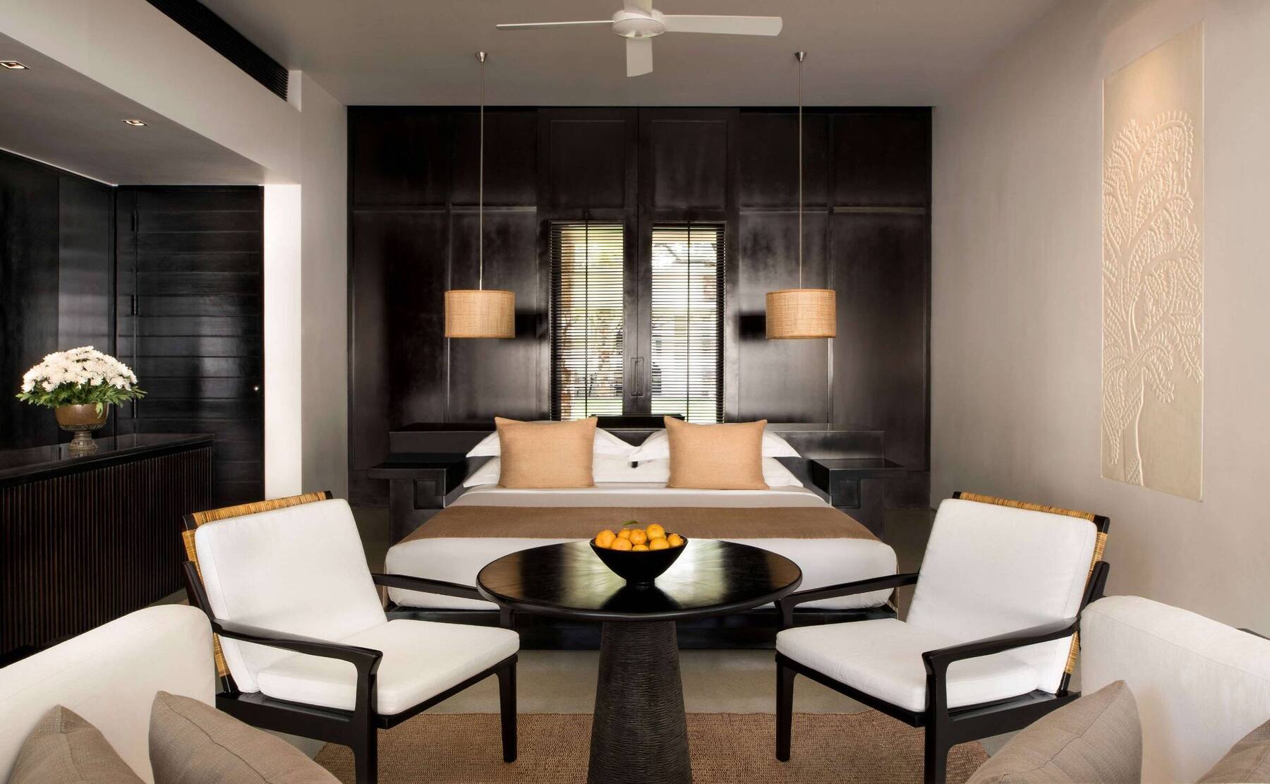 Junior Pool Suite