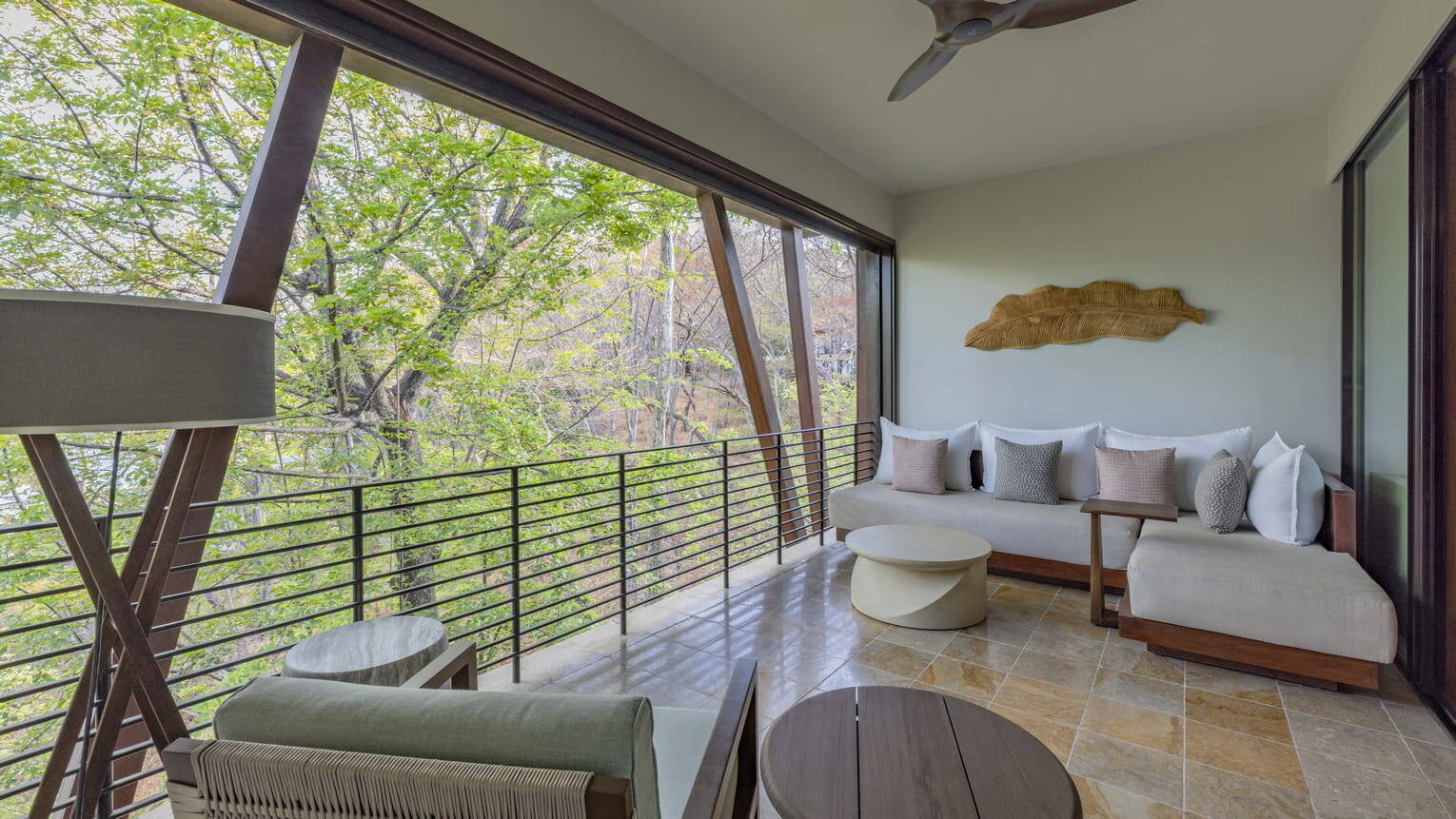 ONE BEDROOM PAPAGAYO SUITE