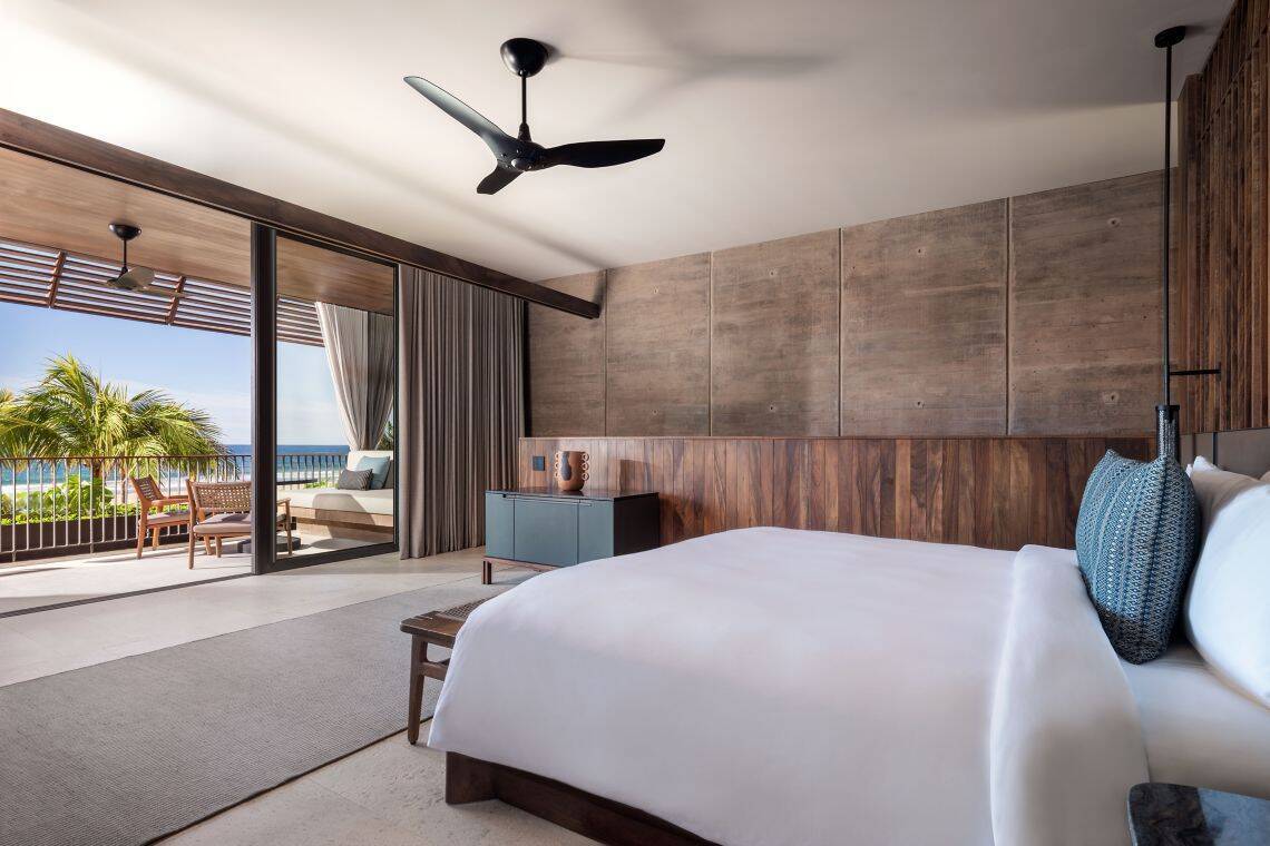 PANORAMIC VIEW CLIFF PENTHOUSE, SOFA BED