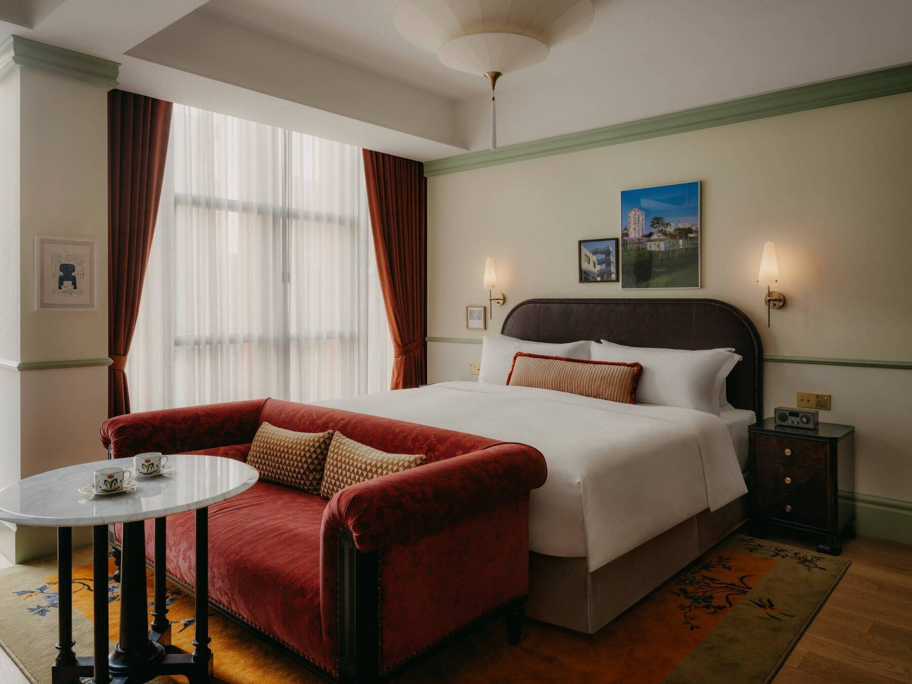 KING SUPERIOR ROOM
