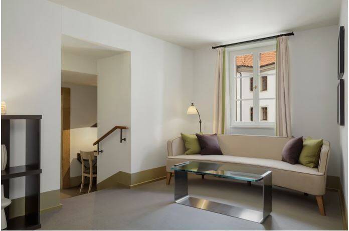 CLASSIC SUITE