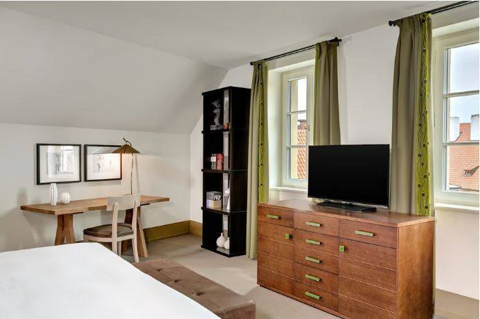 JUNIOR SUITE CITY VIEW