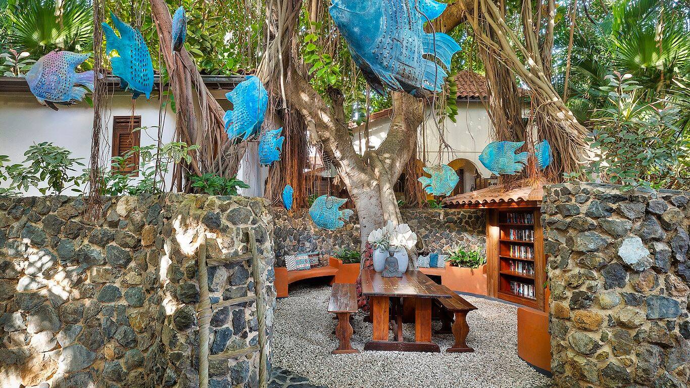 Banyan Tree Room