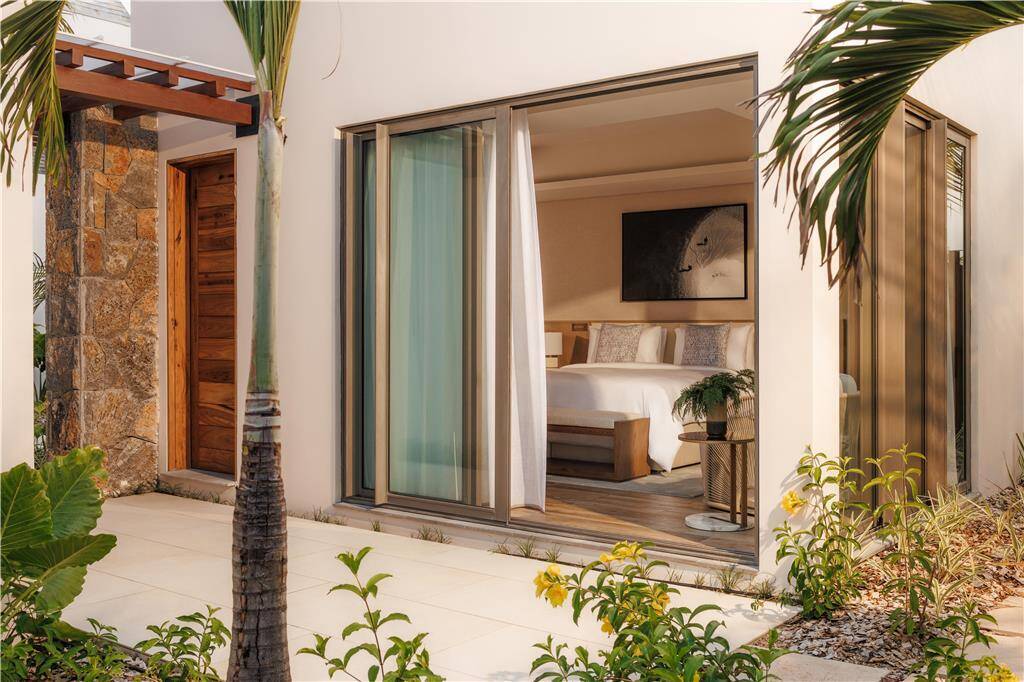 Six-Bedroom Ocean Front Private Pool Villa